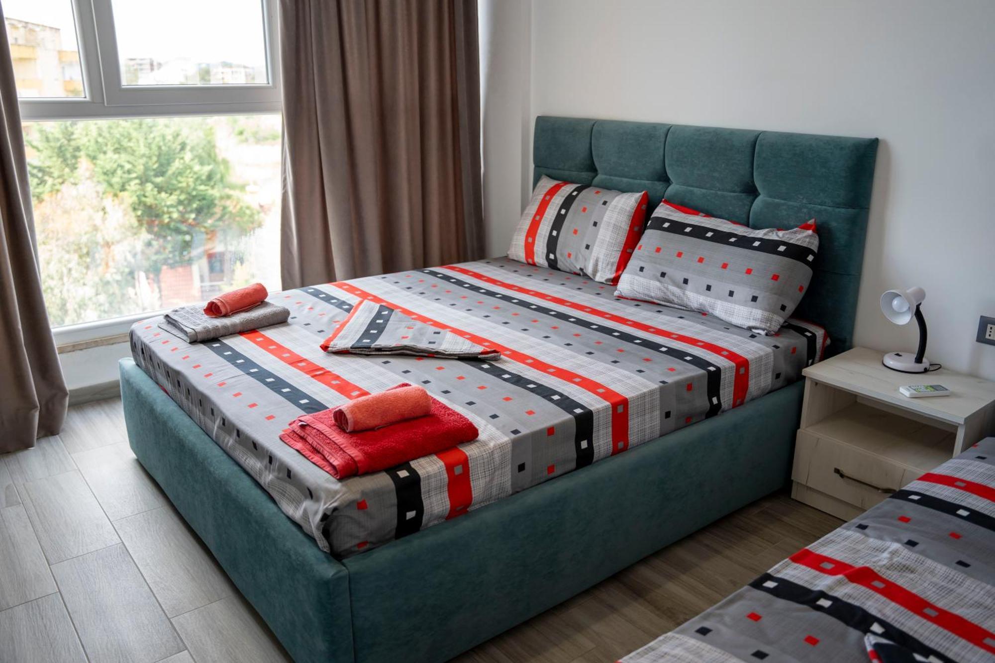 Tuttomondo Apartments Голем Екстер'єр фото