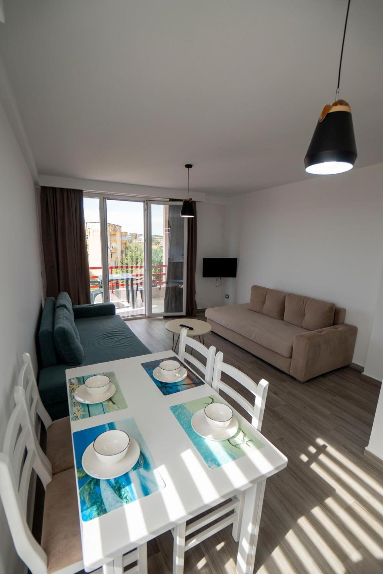Tuttomondo Apartments Голем Екстер'єр фото