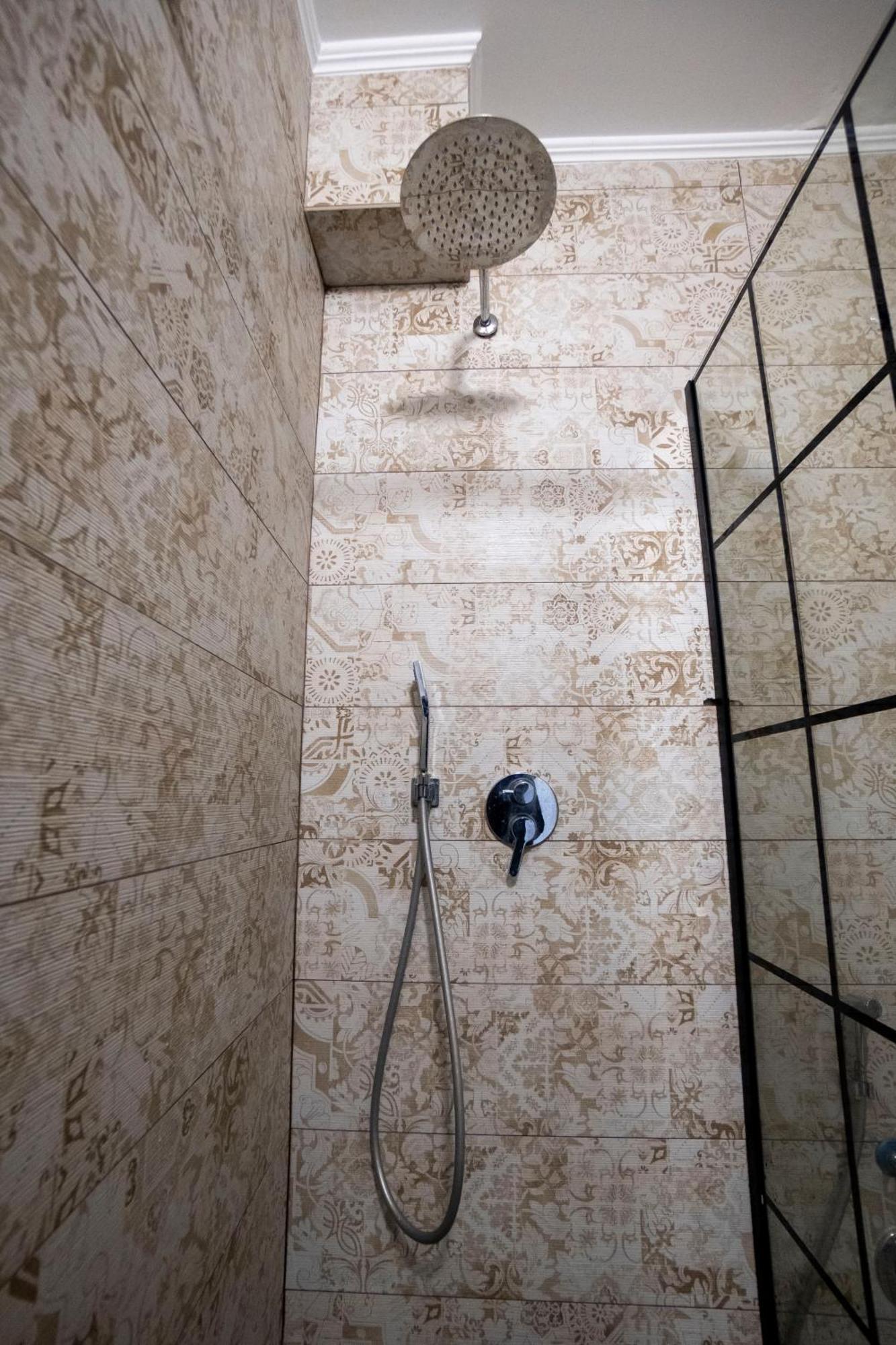 Tuttomondo Apartments Голем Екстер'єр фото