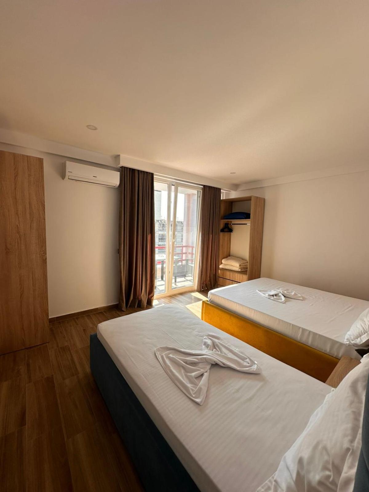 Tuttomondo Apartments Голем Екстер'єр фото