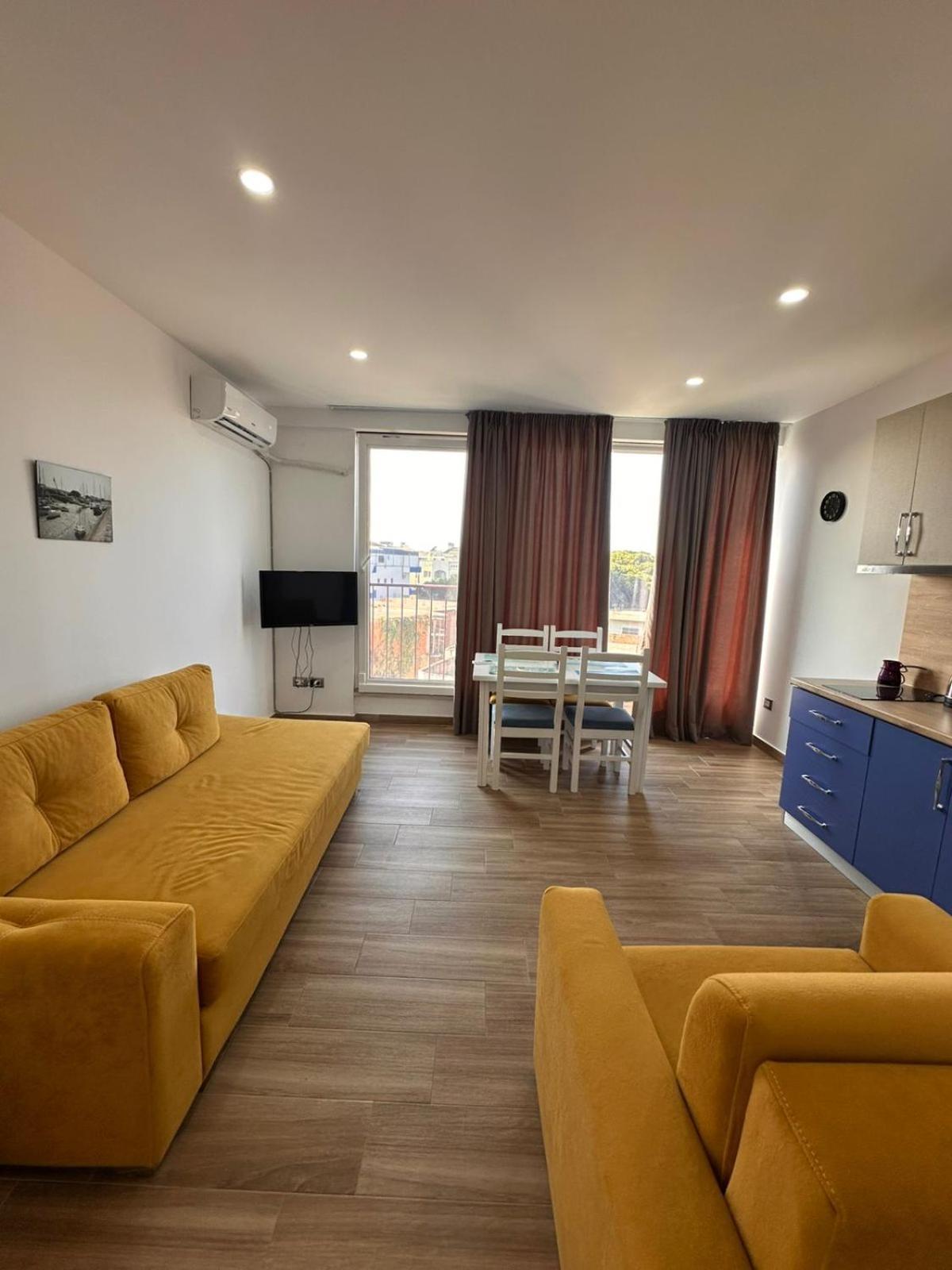 Tuttomondo Apartments Голем Екстер'єр фото