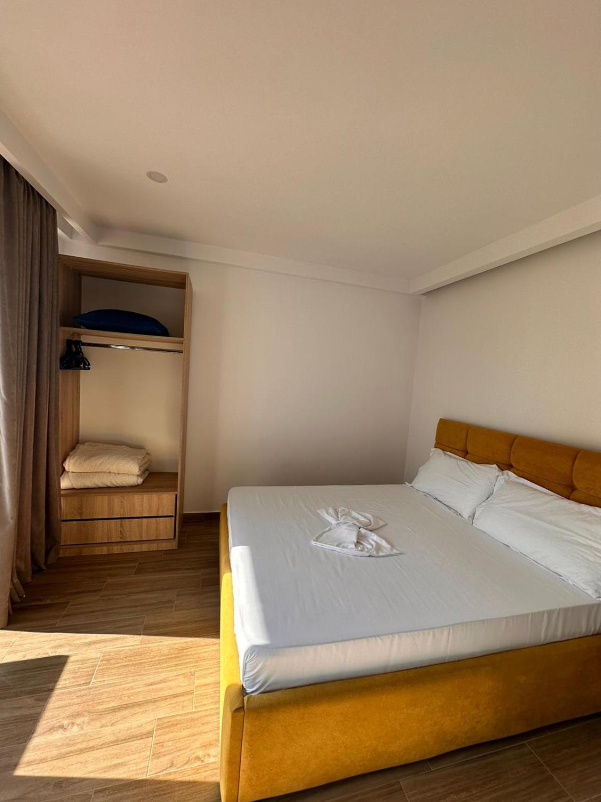 Tuttomondo Apartments Голем Екстер'єр фото